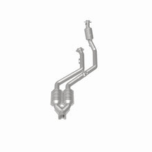 Load image into Gallery viewer, MagnaFlow Direct Fit Catalytic Converter 99-00 Mercedes CLK320 3.2L