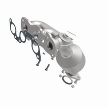 Load image into Gallery viewer, MagnaFlow Direct Fit Catalytic Converter 02-03 Lexus ES300 3.0L Manifold