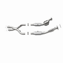 Load image into Gallery viewer, MagnaFlow Direct Fit Catalytic Converter Mustang 04 4.6L CA