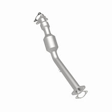 Load image into Gallery viewer, MagnaFlow Direct Fit Catalytic Converter 2005-2007 Cobalt 2 L Underbody