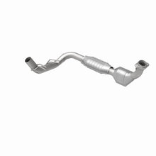 Load image into Gallery viewer, MagnaFlow Direct Fit Catalytic Converter 98 Ford Expedition 5.4L