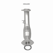 Load image into Gallery viewer, MagnaFlow Direct Fit Catalytic Converter 00-04 Toyota Tacoma 3.4L California