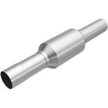 Load image into Gallery viewer, MagnaFlow Direct Fit Catalytic Converter California Grade 92-94 GM Blazer/Suburban 5.7L
