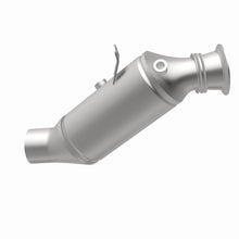 Load image into Gallery viewer, MagnaFlow Direct Fit Catalytic Converter 2015 BMW 640i/740i Underbody