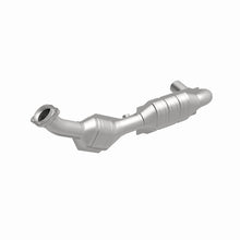 Load image into Gallery viewer, MagnaFlow Direct Fit Catalytic Converter 03-04 Exped 4.6L Driver Side OEM