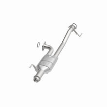 Load image into Gallery viewer, MagnaFlow Direct Fit Catalytic Converter 00-04 Tundra Rear 4.7L