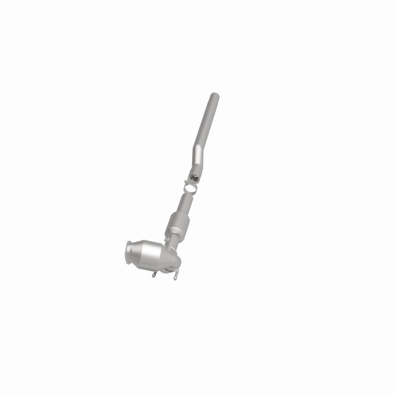 MagnaFlow Direct Fit Catalytic Converter 13-15 VW Beetle 2.0L / 14-15 VW Jetta/Passat 1.8L