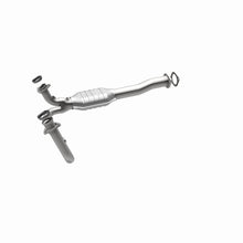 Load image into Gallery viewer, MagnaFlow Direct Fit Catalytic Converter California Grade 96-99 GM K/C 1500/2500 5.0L V8/4.3L V6