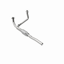 Load image into Gallery viewer, MagnaFlow Direct Fit Catalytic Converter 96-97 Dodge B1500/B2500/B3500 V8 Underbody