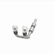Load image into Gallery viewer, MagnaFlow Direct Fit Catalytic Converter 02-05 Golf 2.8L Underbody