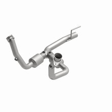 Load image into Gallery viewer, MagnaFlow Direct Fit Catalytic Converter 99-01 G Cherokee Front 4.7L