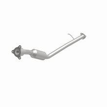 Load image into Gallery viewer, MagnaFlow Direct Fit Catalytic Converter 2002 Saturn VUE 2.2L