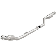 Load image into Gallery viewer, MagnaFlow Direct Fit Catalytic Converter 99-00 Mercedes E430 4.3L