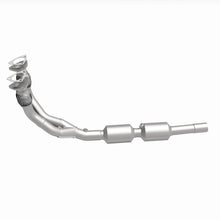 Load image into Gallery viewer, MagnaFlow Direct Fit Catalytic Converter 02-05 Golf 2.8L Underbody