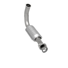 Load image into Gallery viewer, MagnaFlow Direct Fit Catalytic Converter 2004 Liberty P/S frt OEM