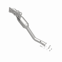 Load image into Gallery viewer, MagnaFlow Direct Fit Catalytic Converter BMW 3 06-09 Front OEM