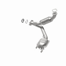Load image into Gallery viewer, MagnaFlow Direct Fit Catalytic Converter 01-02 Mitsu Montero 3.5L