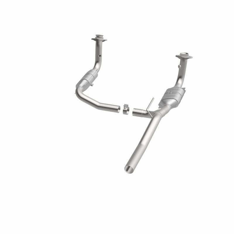 MagnaFlow Direct Fit Catalytic Converter 07-11 Dodge Nitro 4.0L