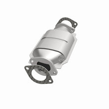 Load image into Gallery viewer, MagnaFlow Direct Fit Catalytic Converter 97-99 Nissan Maxima Rear