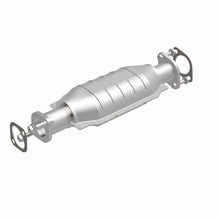 Load image into Gallery viewer, MagnaFlow Direct Fit Catalytic Converter 05-10 Kia Sportage 2.7L