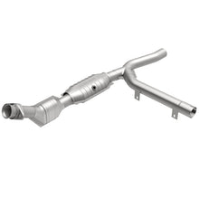 Load image into Gallery viewer, MagnaFlow Direct Fit Catalytic Converter 01 Ford F-150 4.2L