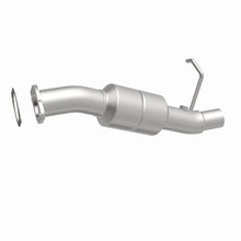 Load image into Gallery viewer, MagnaFlow Direct Fit Catalytic Converter 2007 GMC Sierra 2500 HD Classic 6.0/ 8.1/ 3500 Classic 6.0