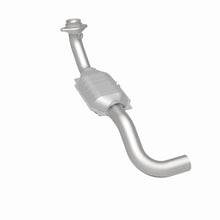 Load image into Gallery viewer, MagnaFlow Direct Fit Catalytic Converter 05 Expedition D/S 5.4 OEM