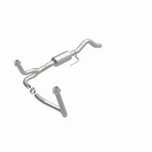 Load image into Gallery viewer, MagnaFlow Direct Fit Catalytic Converter California Grade 00-01 Dodge Durango 5.9L