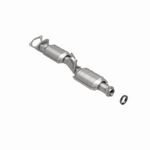 Load image into Gallery viewer, MagnaFlow Direct Fit Catalytic Converter 95 Explorer 4.0L CA