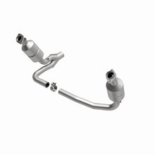 Load image into Gallery viewer, MagnaFlow Direct Fit Catalytic Converter 04 Dakota 3.7/4.7 4WD OEM