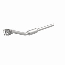 Load image into Gallery viewer, MagnaFlow DF Cat Conv 99-04 VW Beetle T/C GLX Turbo S / 99-03 Golf T/C GLS GTI / 99-03 Jetta T/C GLS