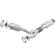 Load image into Gallery viewer, MagnaFlow Direct Fit Catalytic Converter 00-03 Saturn 3L rr CA