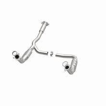 Load image into Gallery viewer, MagnaFlow Direct Fit Catalytic Converter 05-06 GMC Envoy XL Denali