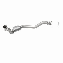Load image into Gallery viewer, MagnaFlow Direct Fit Catalytic Converter 96-98 Explorer-Mountaineer