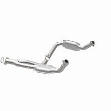 Load image into Gallery viewer, MagnaFlow DF Cat Conv 07-09 Chevrolet/GMC Silverado/Sierra 2500 HD 6.0L Y-Pipe Assy excludes Classic