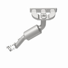 Load image into Gallery viewer, MagnaFlow DF Cat. Conv BMW 01-05 325 2.5L / 01-05 330 3.0L / 01-02 Z3 2.5L/3.0L California - Rear