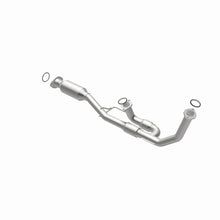 Load image into Gallery viewer, MagnaFlow Direct Fit Catalytic Converter California Grade CARB Compliant 95-97 Toyota Avalon