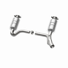 Load image into Gallery viewer, MagnaFlow Direct Fit Catalytic Converter RAIDER- 2006 8 4.7L OEM
