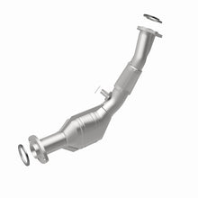 Load image into Gallery viewer, MagnaFlow Direct Fit Catalytic Converter 01-04 Toyota Tacoma 2.7L fr