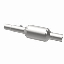 Load image into Gallery viewer, MagnaFlow Direct Fit Catalytic Converter 96-98 Jeep Grand Cherokee Underbody