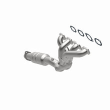 Load image into Gallery viewer, MagnaFlow Direct Fit Catalytic Converter 02-03 BMW 745i 4.4L