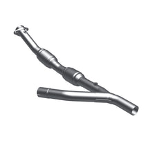 Load image into Gallery viewer, MagnaFlow Direct Fit Catalytic Converter 01-03 Ford E150 4.2L P/S