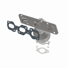 Load image into Gallery viewer, MagnaFlow Direct Fit Catalytic Converter 01-05 Ford Escape 3.0L