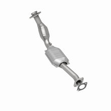 Load image into Gallery viewer, MagnaFlow DF Catalytic Conv 03-06 Ford Crown Victoria / 03-06 Lincoln Town Car 4.6L (California)