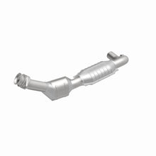 Load image into Gallery viewer, MagnaFlow Direct Fit Catalytic Converter 00-03 Ford Van 4.2L OEM
