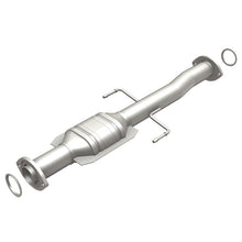 Load image into Gallery viewer, MagnaFlow Direct Fit Catalytic Converter 02-03 Toyota Tacoma 2.4L
