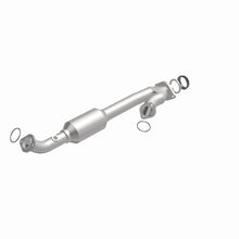 Load image into Gallery viewer, MagnaFlow Direct Fit Catalytic Converter 05-07 4-Run/FJ Passenger Side Rear