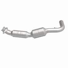 Load image into Gallery viewer, MagnaFlow Direct Fit Catalytic Converter 05-07 Ford E150 4.6L Driver Side