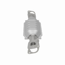 Load image into Gallery viewer, MagnaFlow Direct Fit Catalytic Converter 05-10 Kia Sportage 2.7L