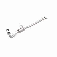 Load image into Gallery viewer, MagnaFlow Direct Fit Catalytic Converter Geo-Suzuki 89 94